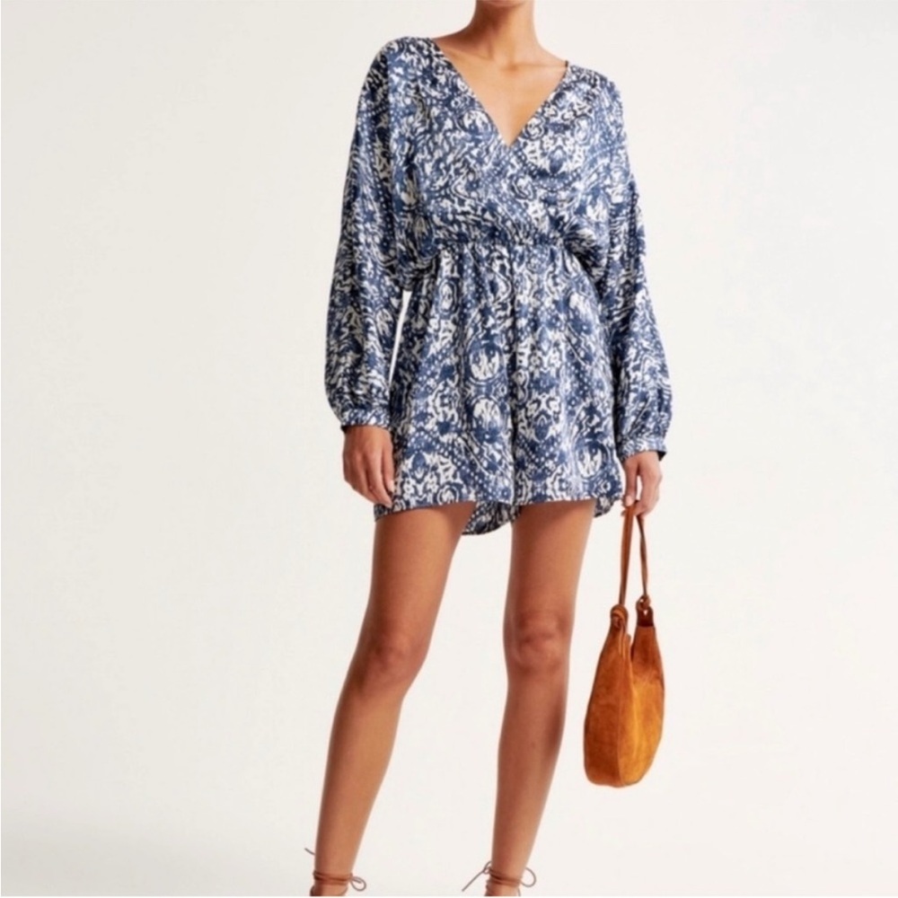 Abercrombie & Fitch Blue Printed V-Neck Romper